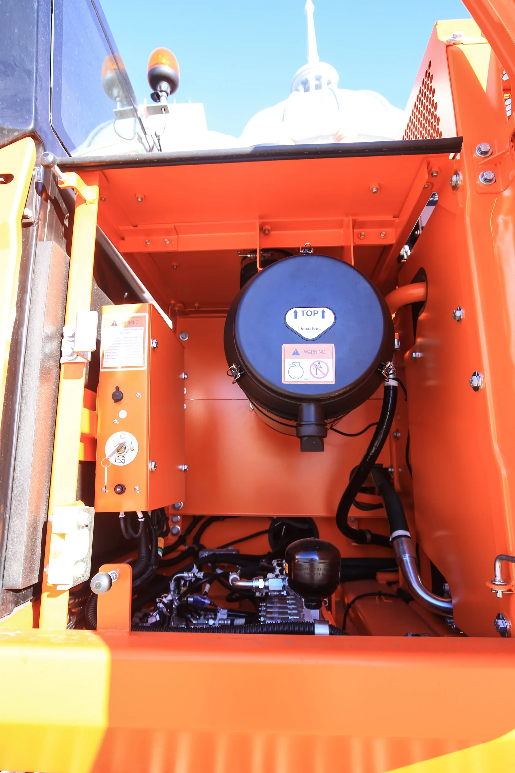 Гусеничный экскаватор LONKING CDM 6245F