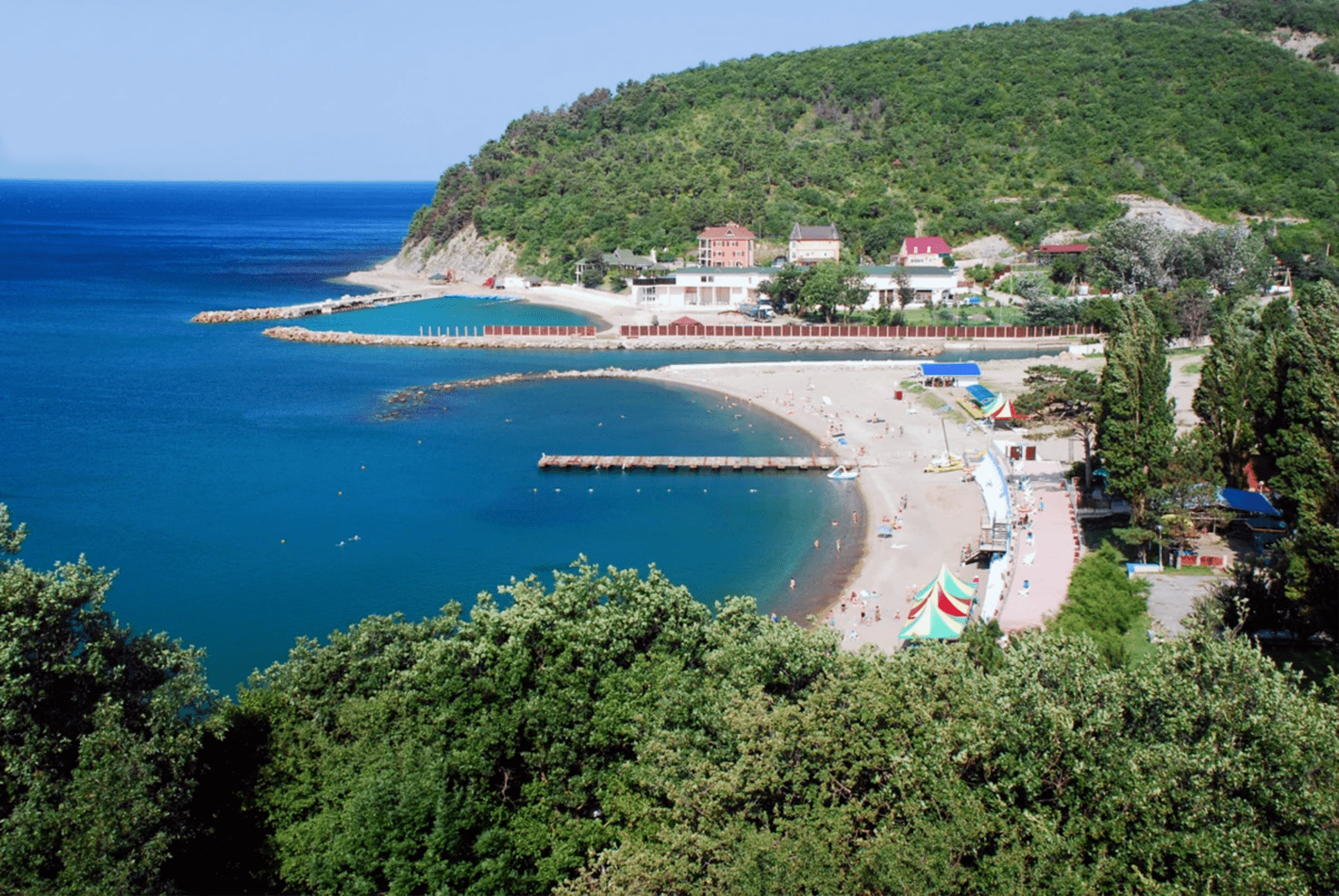 Сайты отдыха на черном море. Голубая бухта в Геленджике.