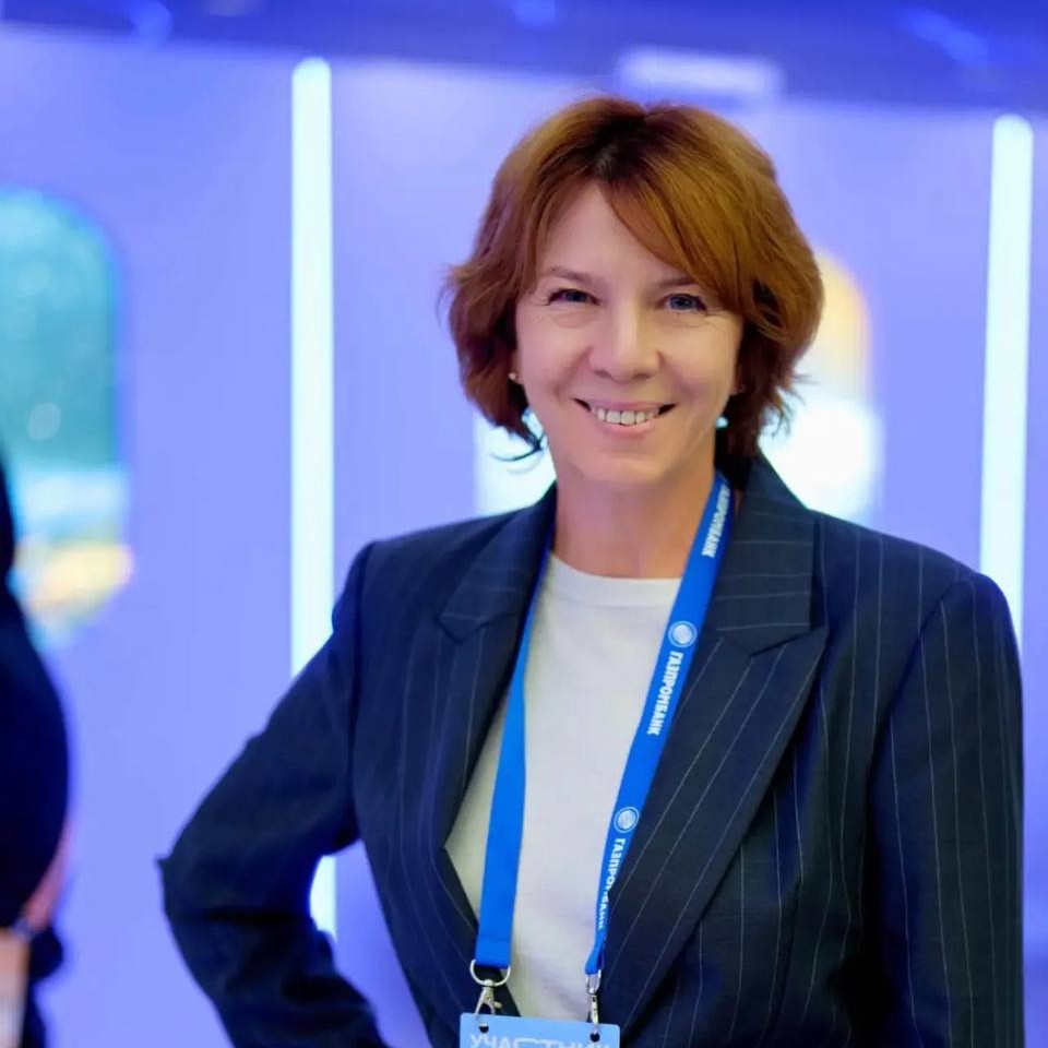 Элина Лопатникова