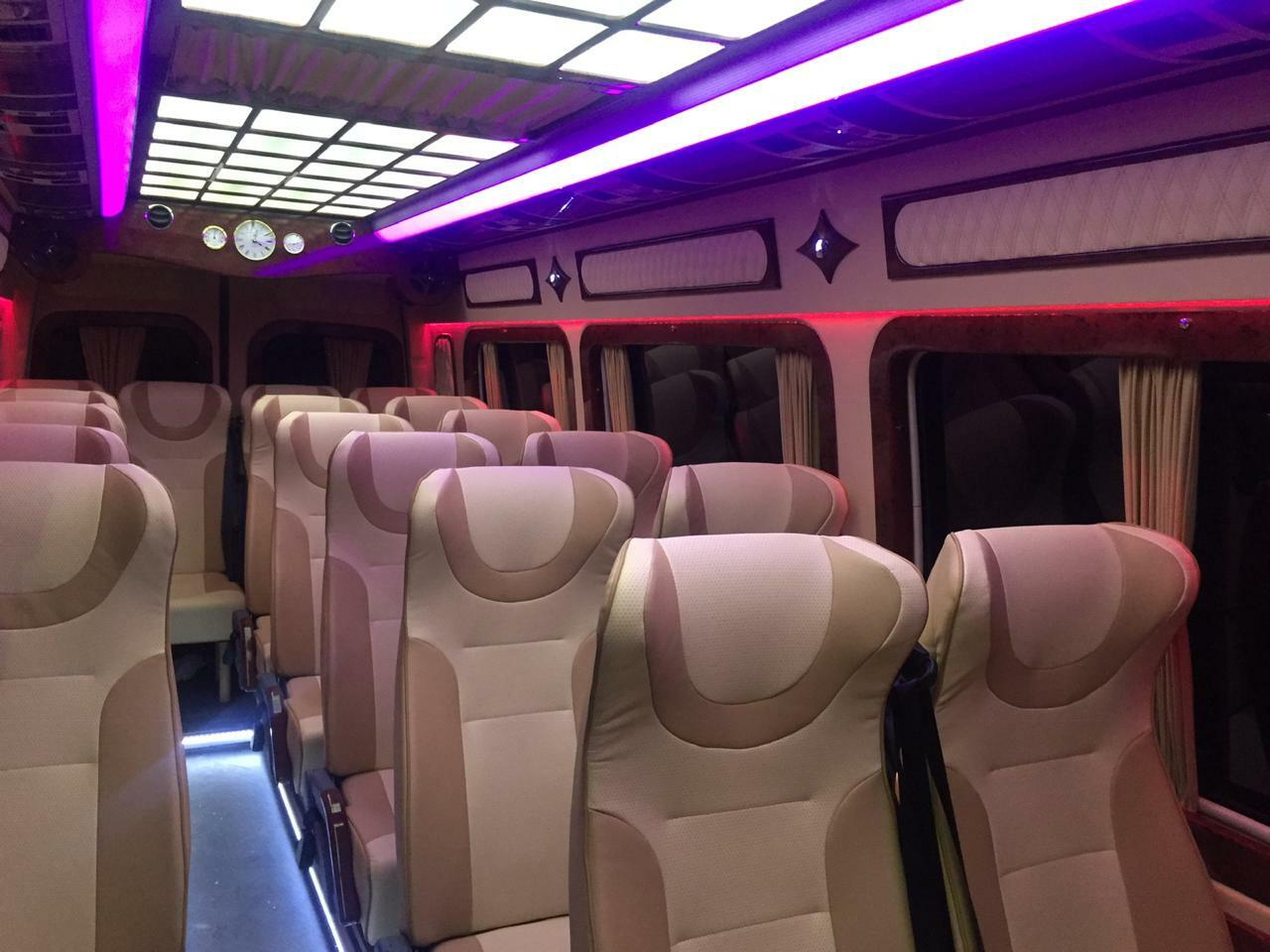 Мерседес бенц спринтер 20 мест. Мерседес бенц спринтер 20 мест. Микроавтобус на 20 мест. Микроавтобус на 20 мест. Мерседес спринтер 20 местный.