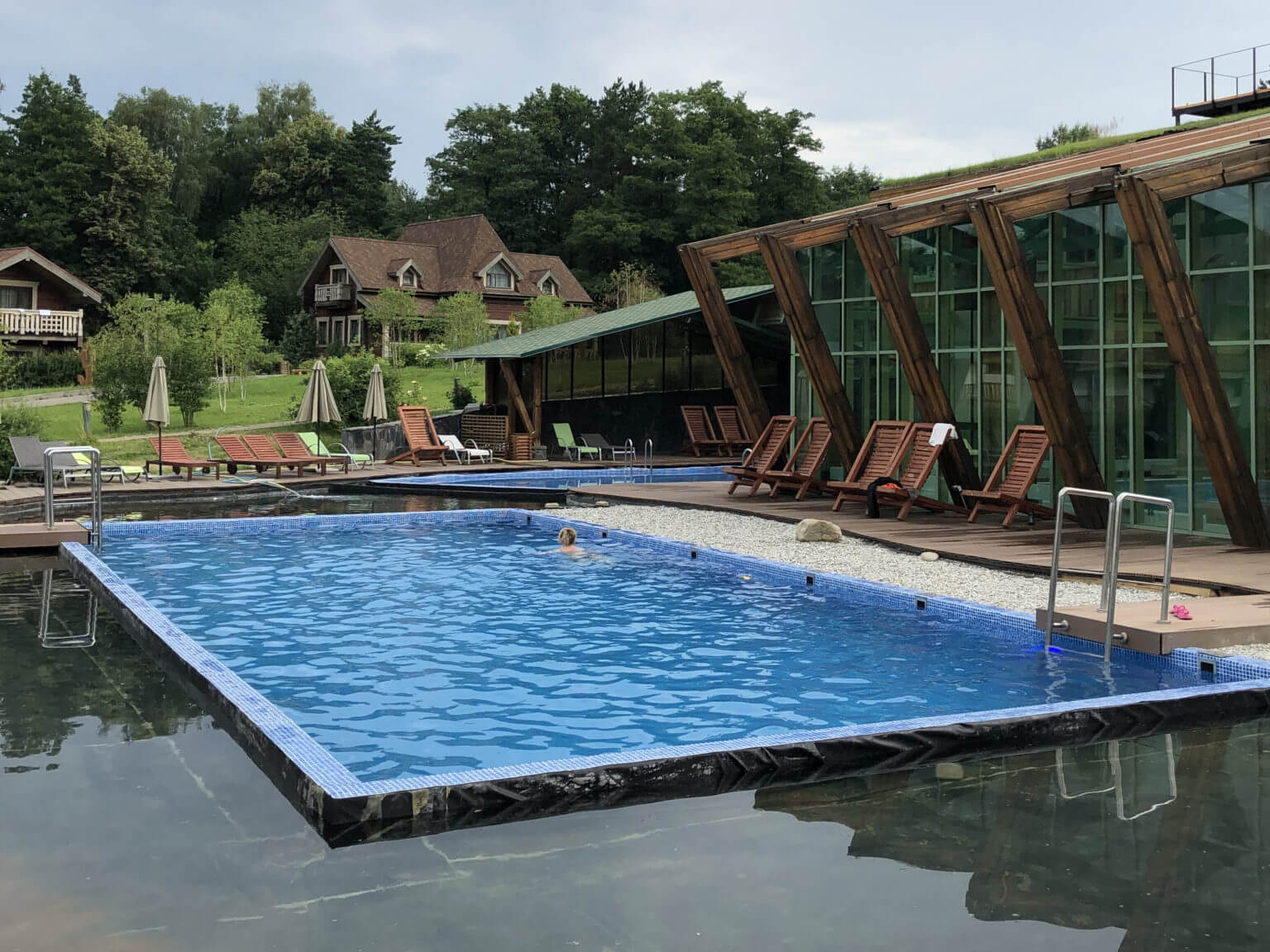 Велна отель открытый бассейн