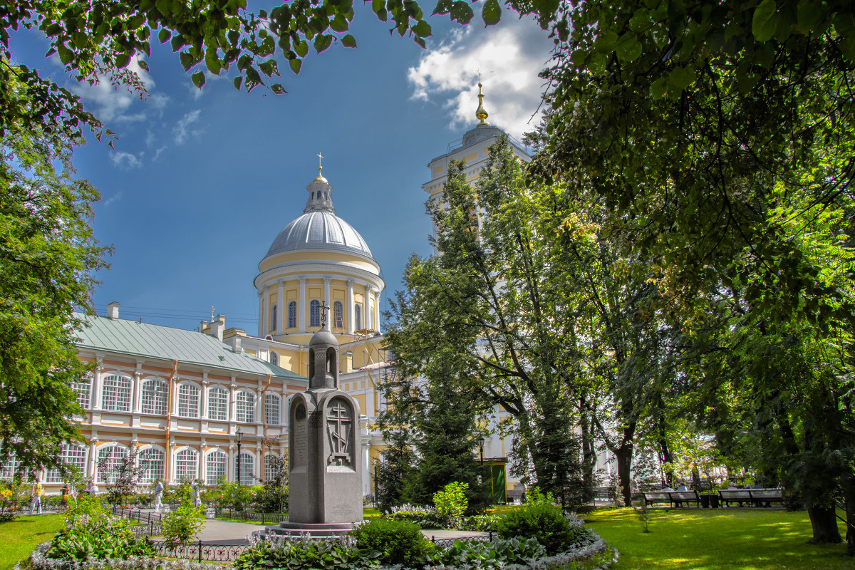 Фото Лавры Александра Невского
