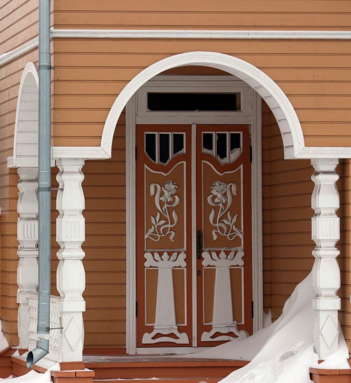 дом-музей купца черноглазова дом с лилиями вологда. дом купца черноглазова вологда. дом купца черноглазова вологда. дом с лилиями вологда чернышевского. чернышевского 17 вологда.