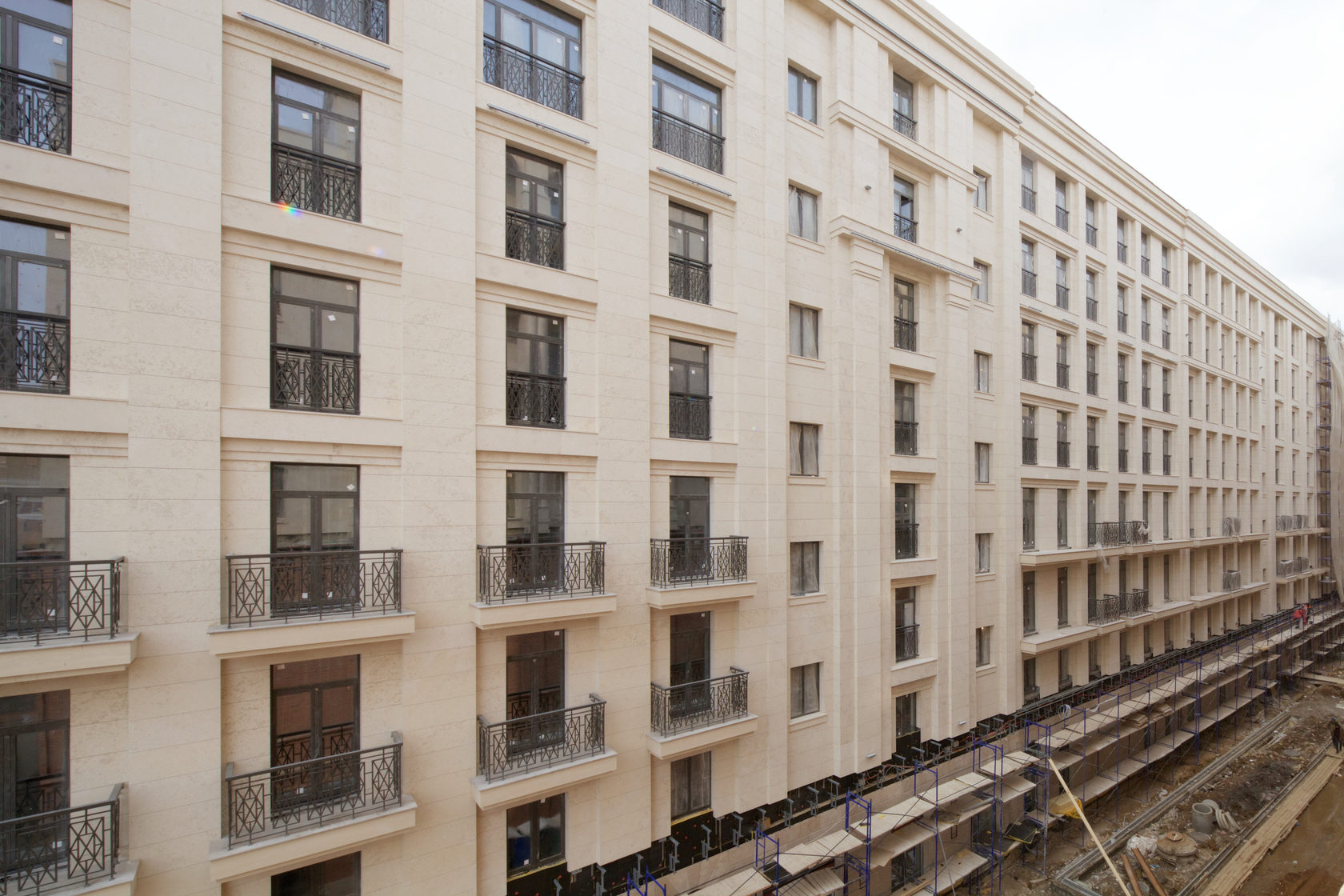 Внешняя и внутренняя отделка зданий и сооружений из камня ...