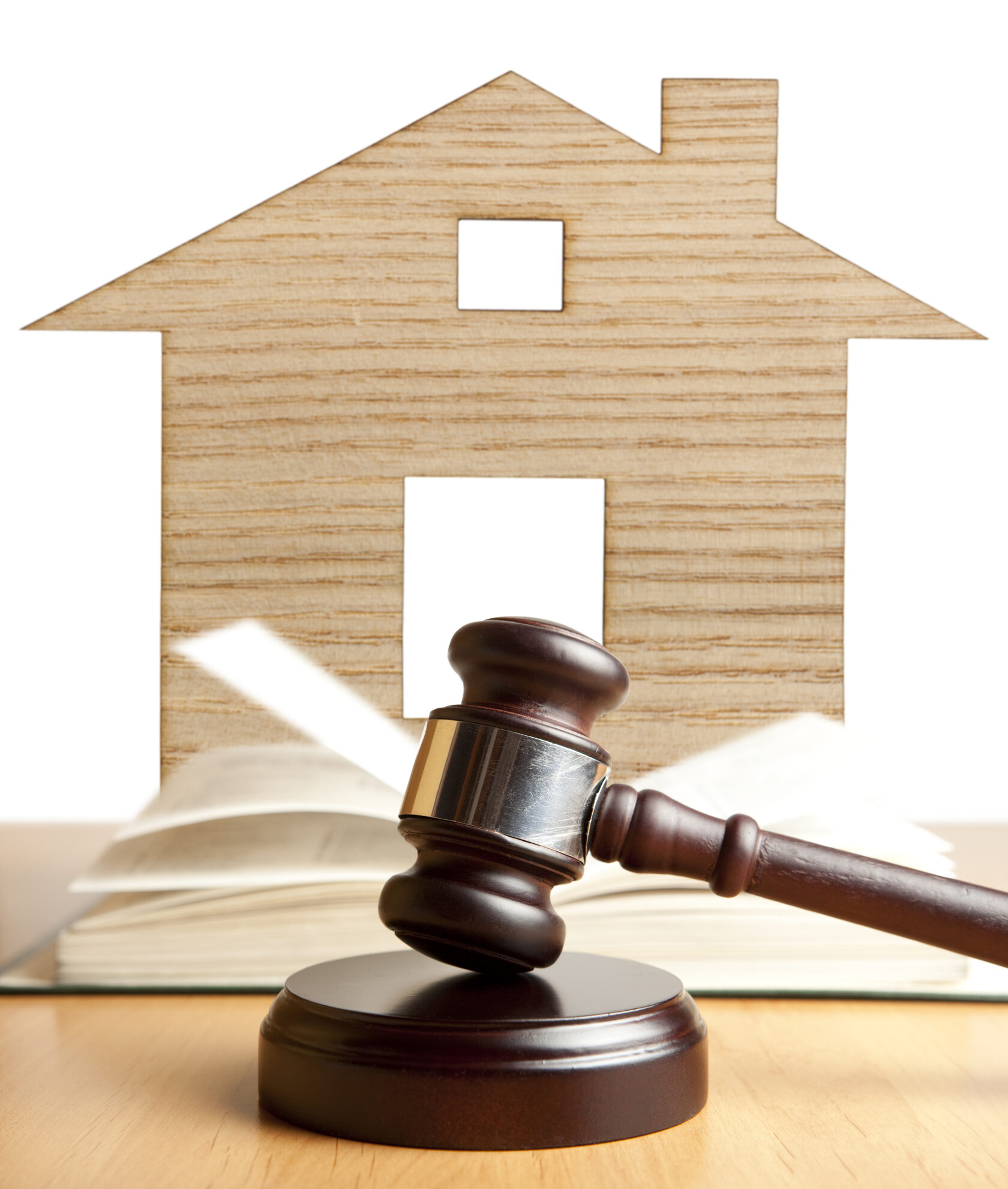 Ипотечные торги. Юрист недвижимость. Собственность и имущество. Юридическая собственность это. Юридические услуги в сфере недвижимости.