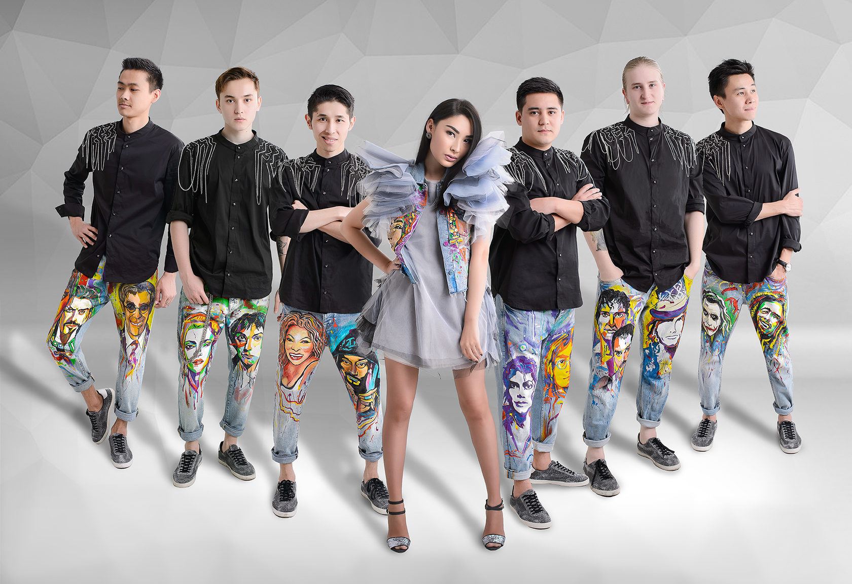 Группа резидент казань. Кавер ла ла бэнд группа тамбов. Группа лале. Группа акрополис екатеринбург. Ла ла бэнд тамбов отзывы.