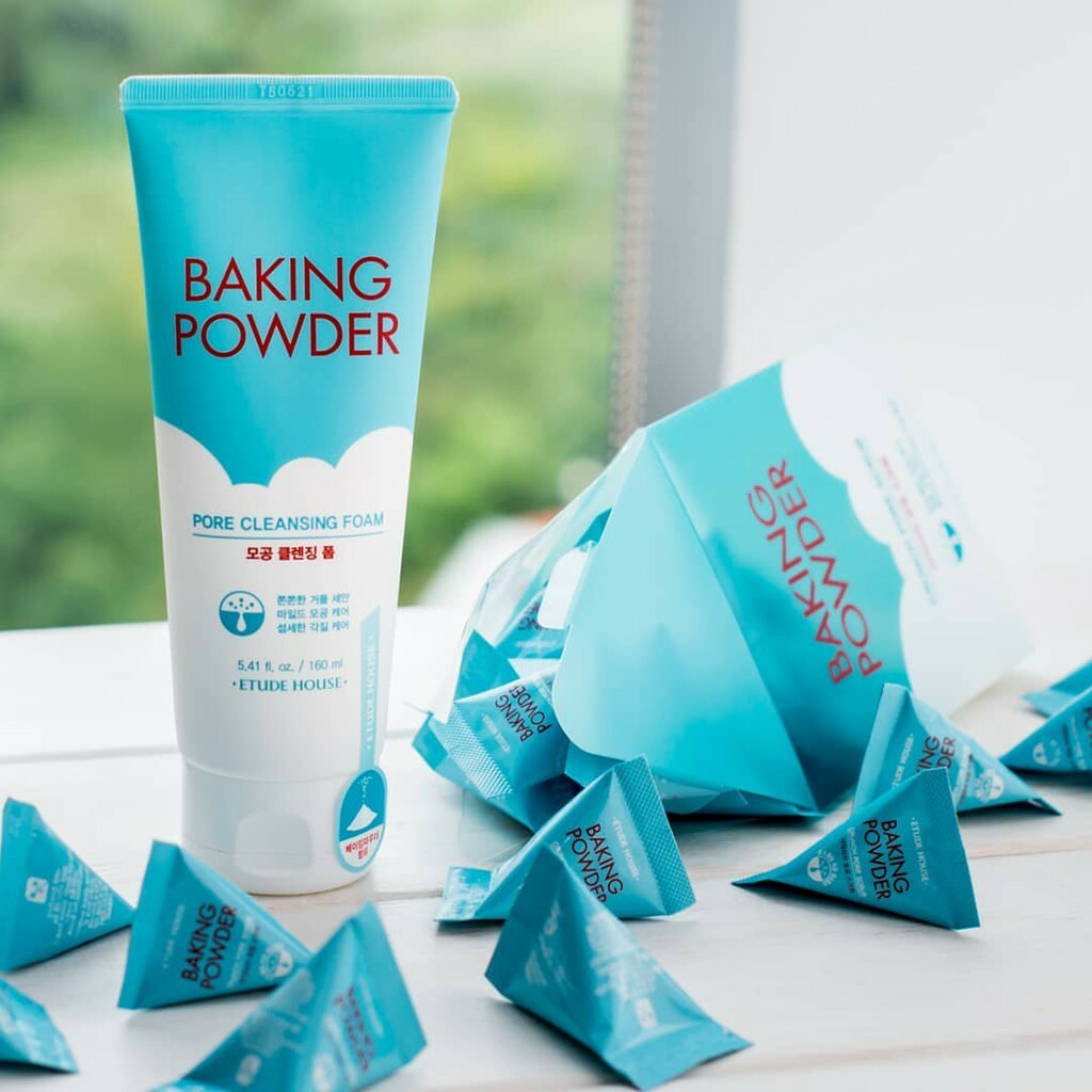 Скраб корея. Etude House Baking Powder Pore Cleansing Foam 160. Baking Powder Pore Cleansing Foam. Пенка для умывания Etude House Baking Powder Pore Cleansing Foam. Etude House / пенка для глубокого очищения пор Baking Powder Pore Cleansing Foam , 160 мл.