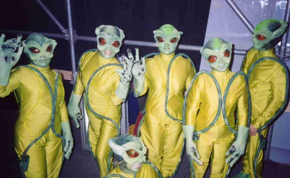 Todas las Razas de Aliens del Área 51 - YouTube