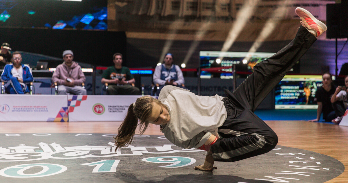 спортсменки. первые игры стран снг. игры стран снг. спорт. церемония закрытия спортивно массовых мероприятий картинки.