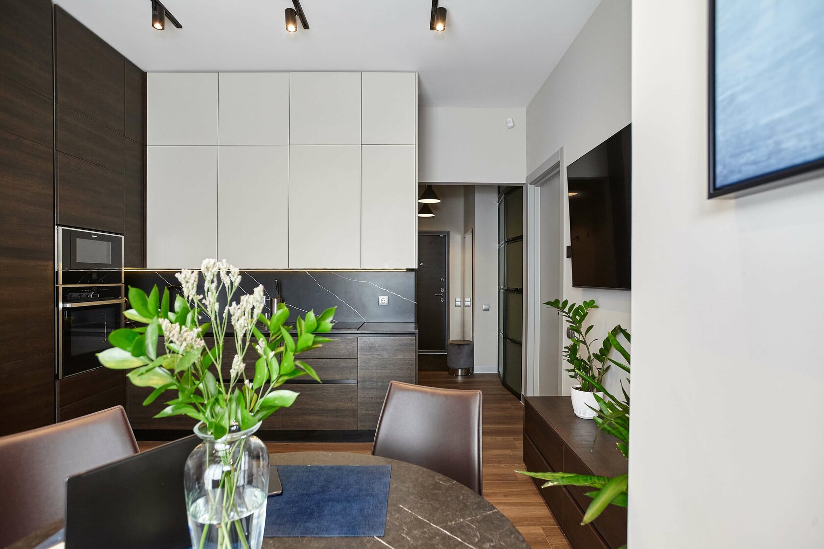 Зиларт - Дизайн интерьера кухни стол, стулья