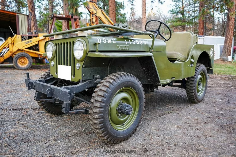 Военная окраска и гражданская душа. На продажу выставлен легендарный Willys CJ2A