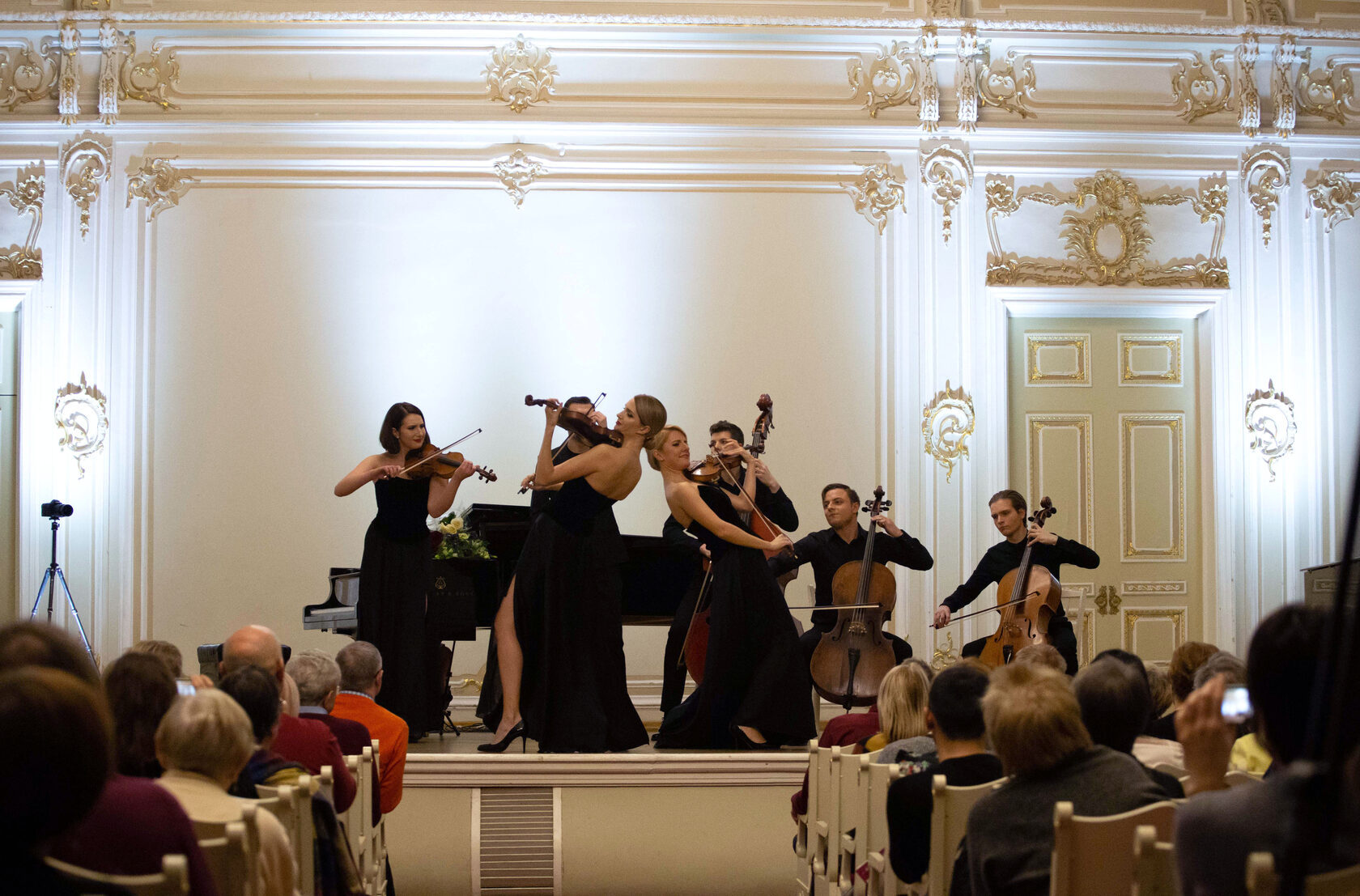 муслимов ильшат скрипач. фестиваль солистов. марселя ахмедова москва студия оперетты. детская школа искусств 10 прокопьевск. 2 июля малый зал филармонии концерт.