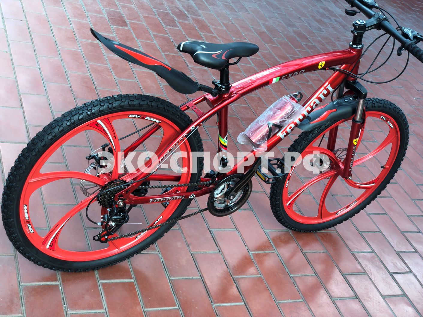 Велик 1000. Велосипед стелс n-400 Disc красный матовый. Красный спортивный велосипед. Скоростной велосипед красный. Спортивный велик скоростной.