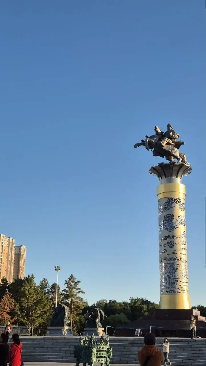 Площадь Чингисхана в Хайларе