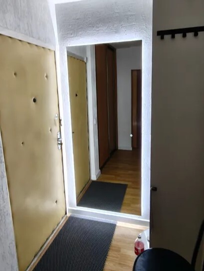 Зеркало в прихожей
