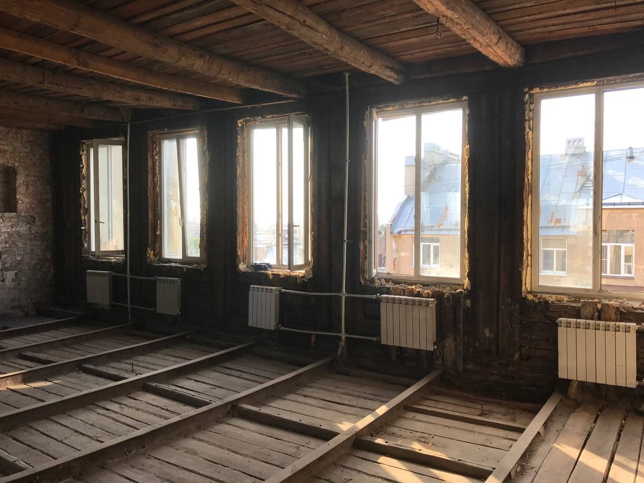 Демонтаж перегородок в Старом фонде