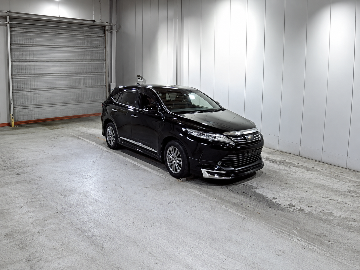 TOYOTA HARRIER PREMIUM