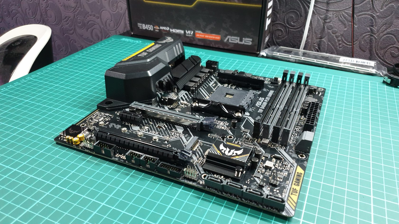 ASUS TUD b450m-Plus gaming