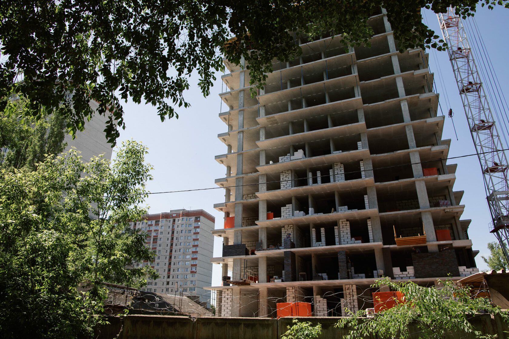 жк октябрьский ставрополь. жк октябрьский застройщик. октябрьский квартал новосибирск. октябрьский тюмень брусника. макарова 2 ставрополь.