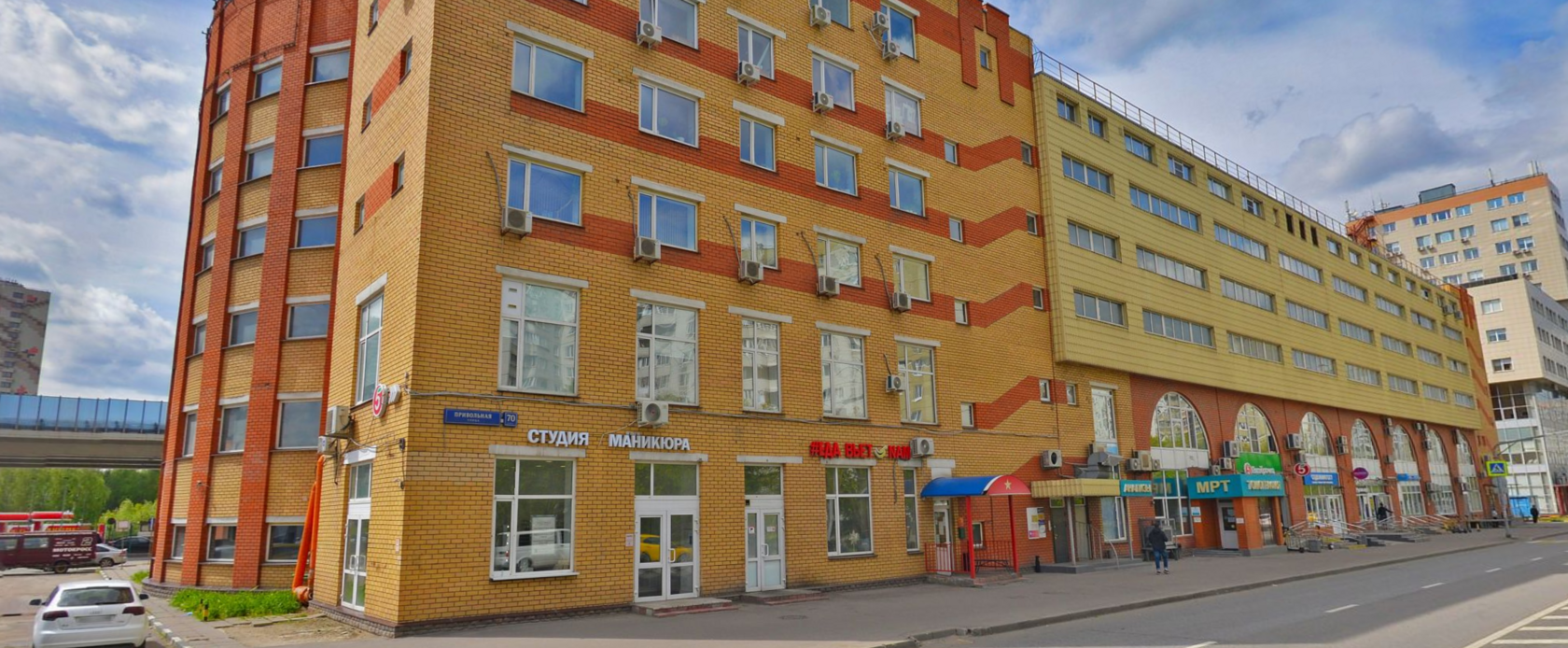 Фасад здания по адресу ул. Привольная, д. 70, к. 1