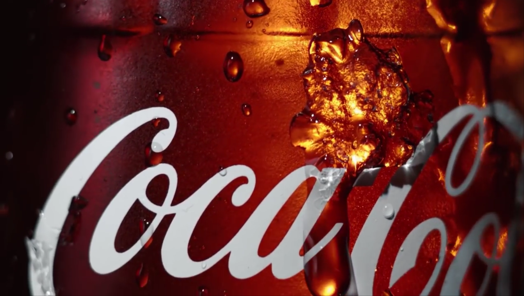 Coca cola video. Кока кола реклама. Coca Cola реклама. Соса кола реклама. Новогодняя Кока кола.