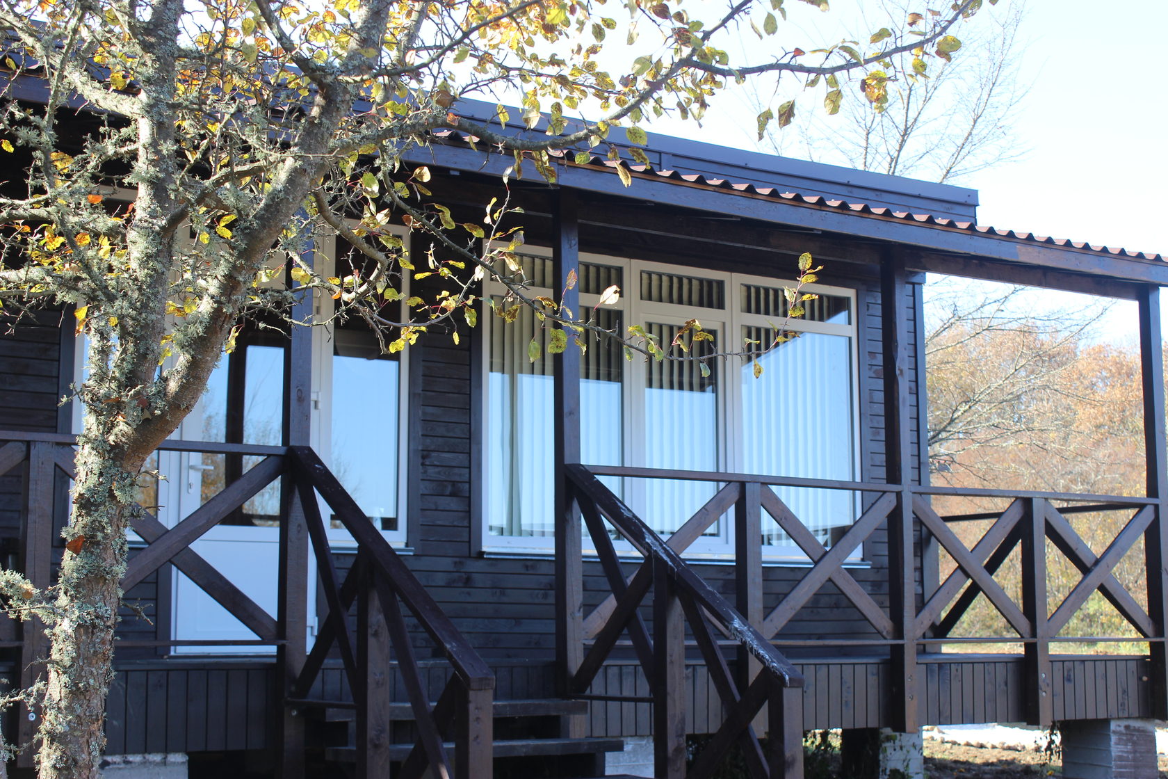 Дом домовых ялта. Вилла календия подгорное севастополь. Усадьба календы севастополь. Воронеж частный дом подгорный. Подгорное байдарская долина.