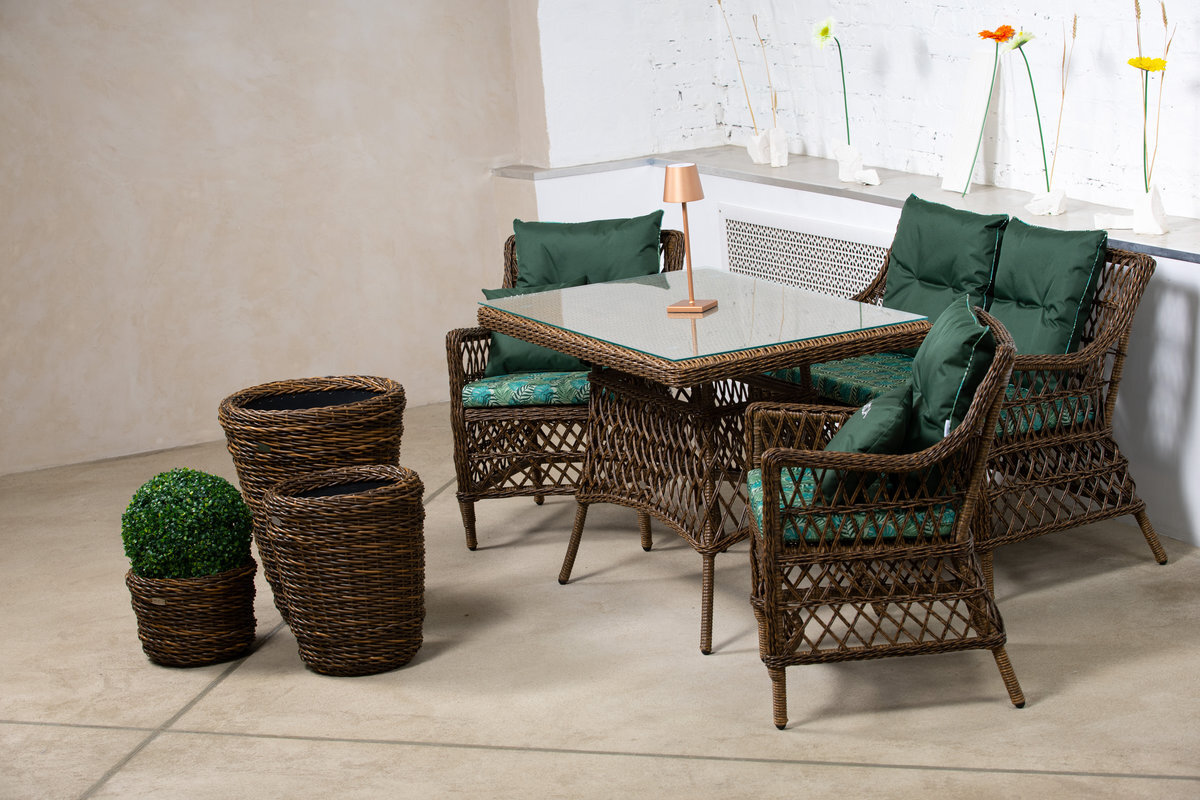 Изысканная мебель для оформления интерьера от бренда Malacca