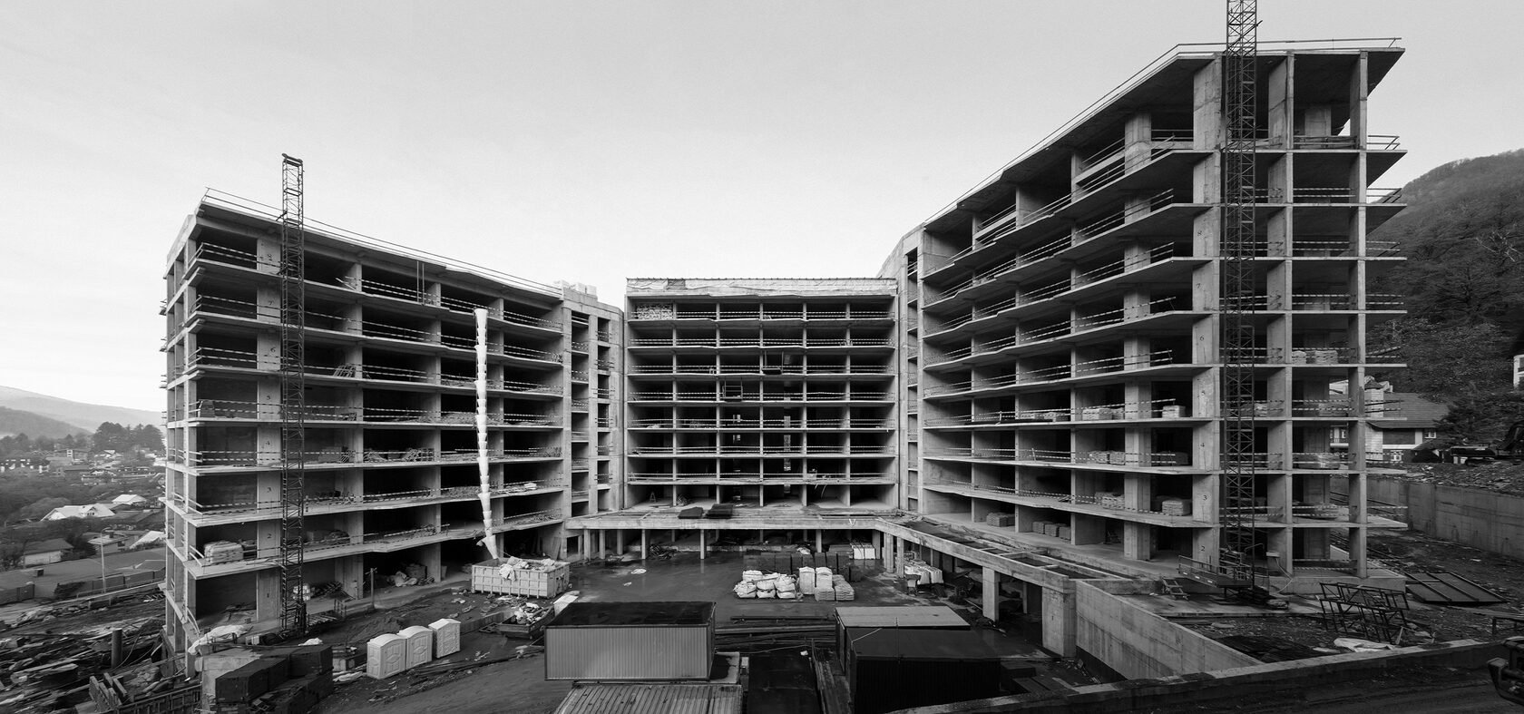 Разработка проектных решений гостиничного комплекса "Поляна ПИК" в поселке Красная Поляна, город Сочи