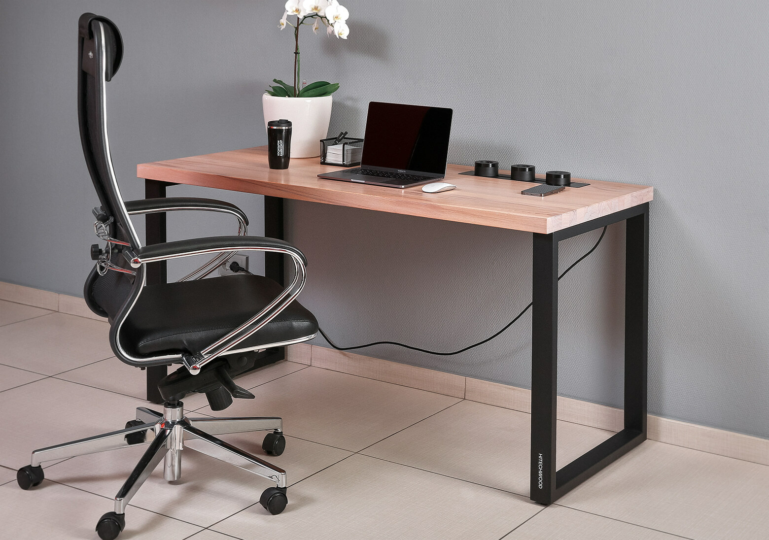 Компьютерный стол HITECHWOOD
