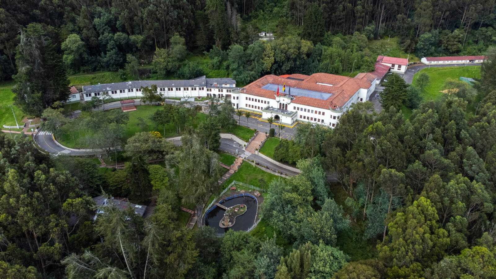 Bogotá - Escuela de Logística