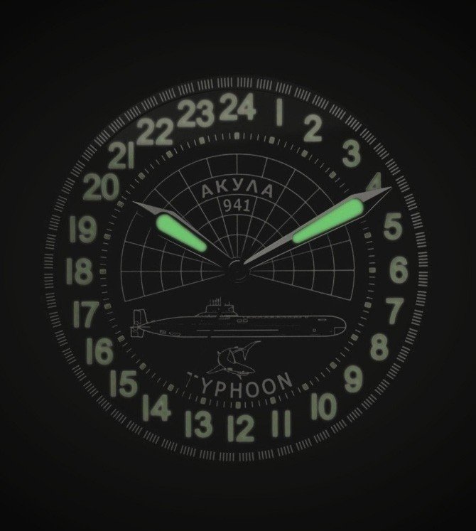Часы катер. Часы подводника акула 52 мм. Часы с подводной лодки. Часы настенные подлодка. Часы с подводной лодкой настенные.