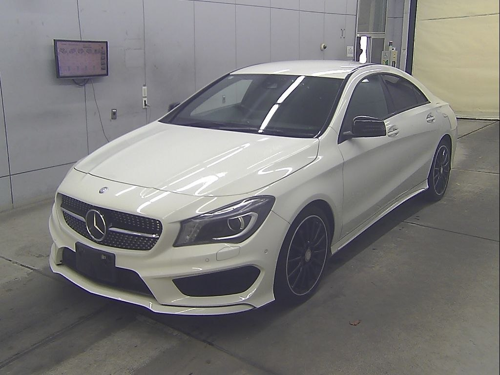Mercedes-Benz CLA 180