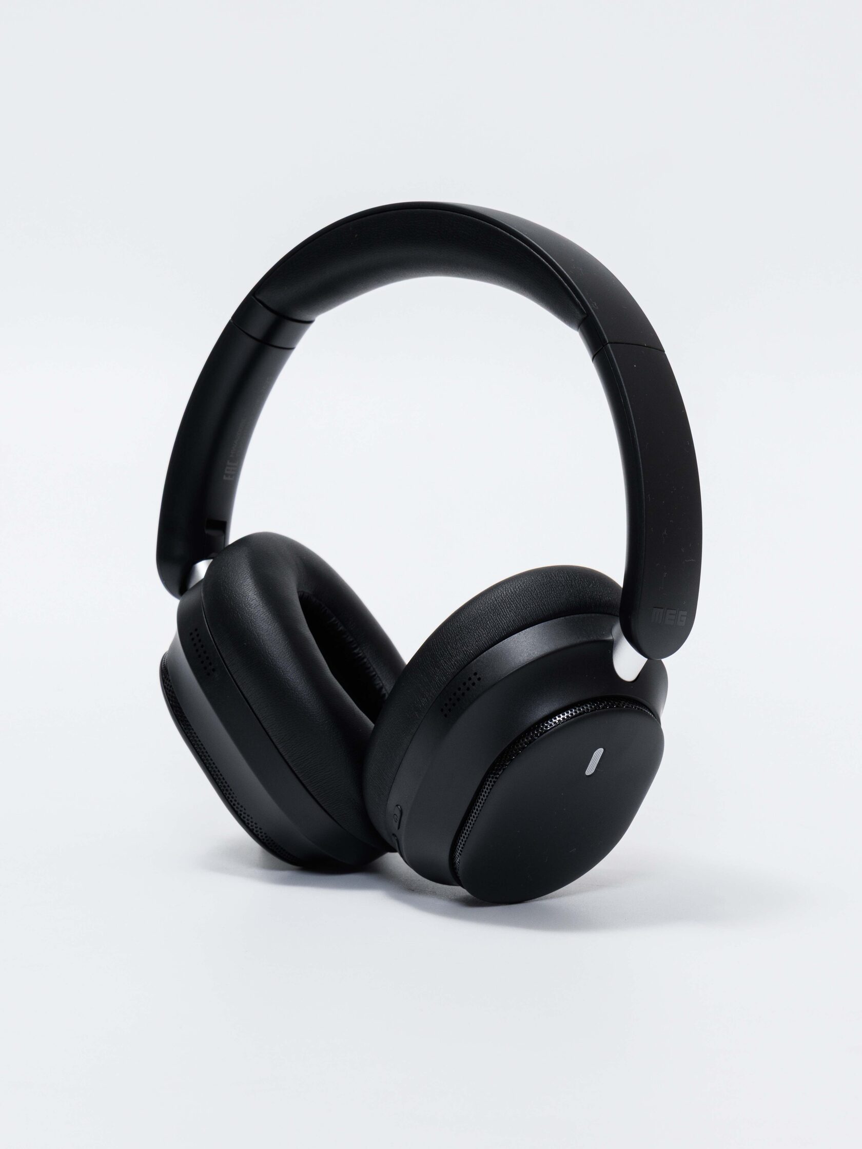 Наушники MEG WAVE HWA200BL стоимостью до 5000 рублей
