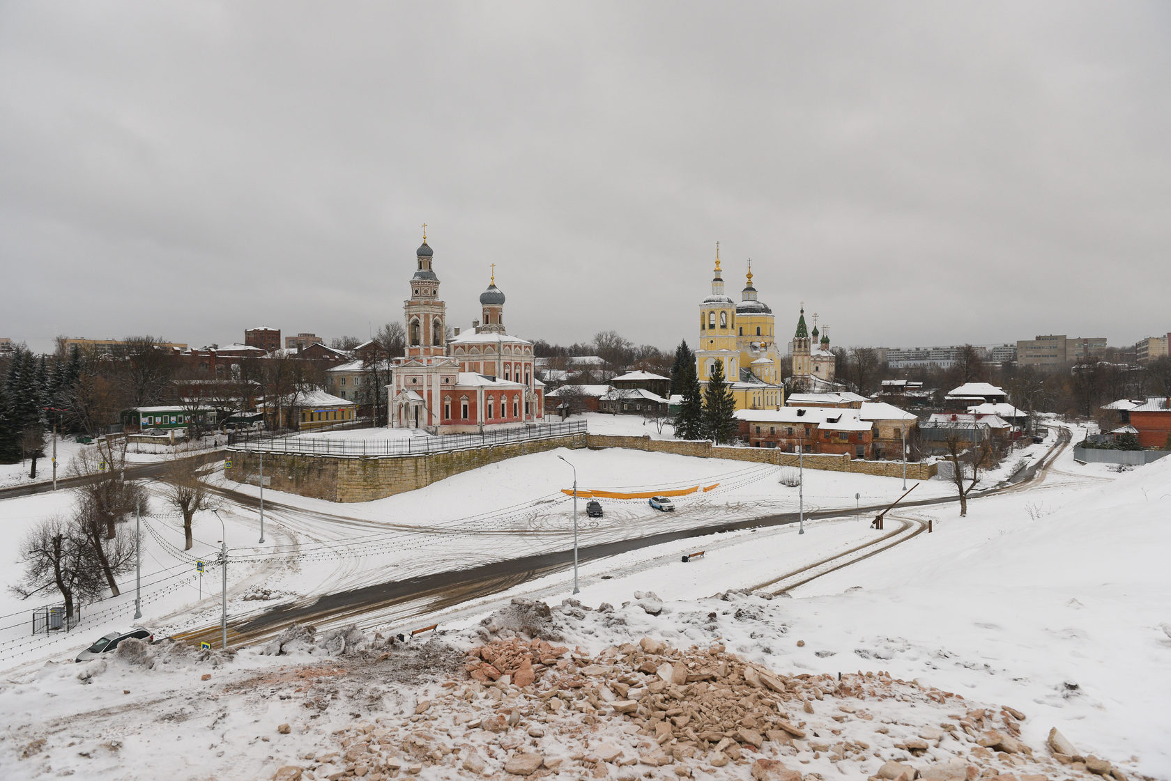 Серпухов зимой. Въезд на Соборку зимой Серпухов. Серпухов зимой что посмотреть за 3 дня.