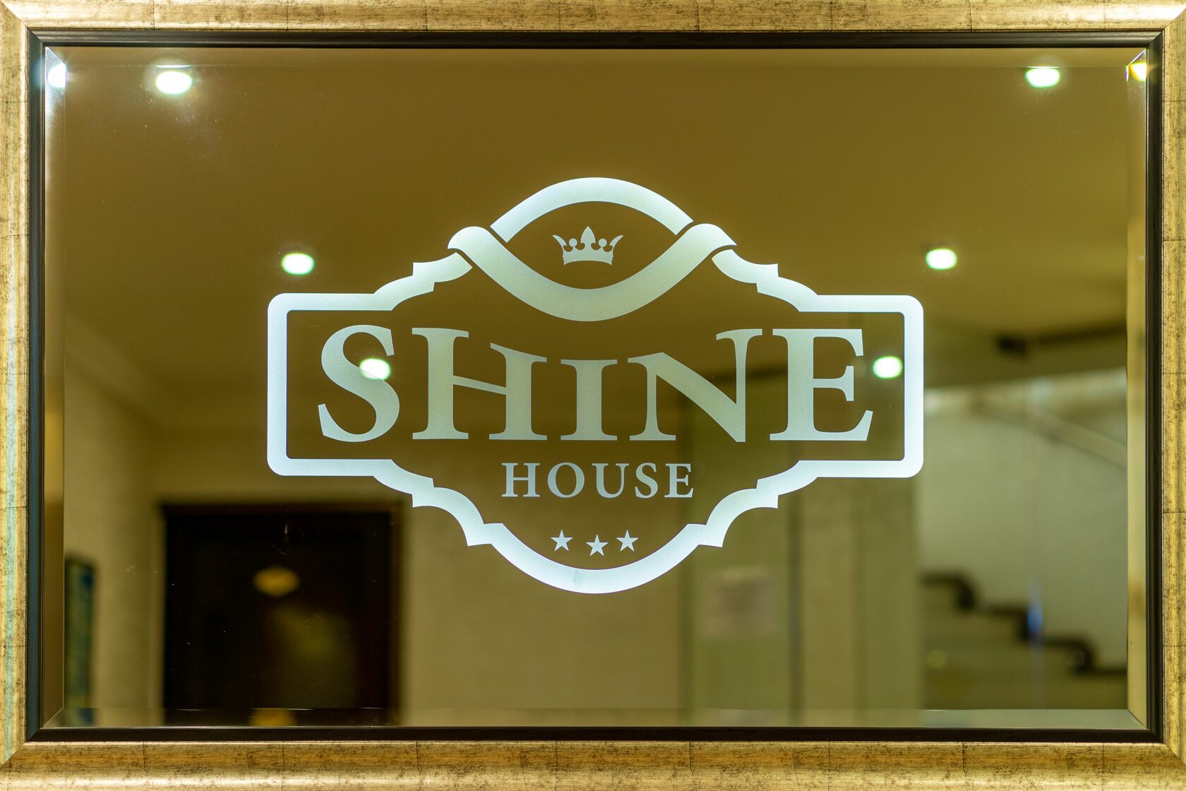 Отель shine house