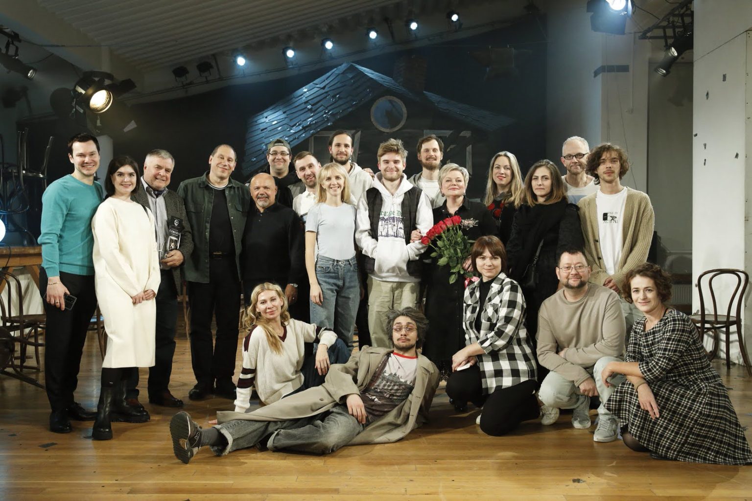 Вечеринка. Собака с дамочкой 00025