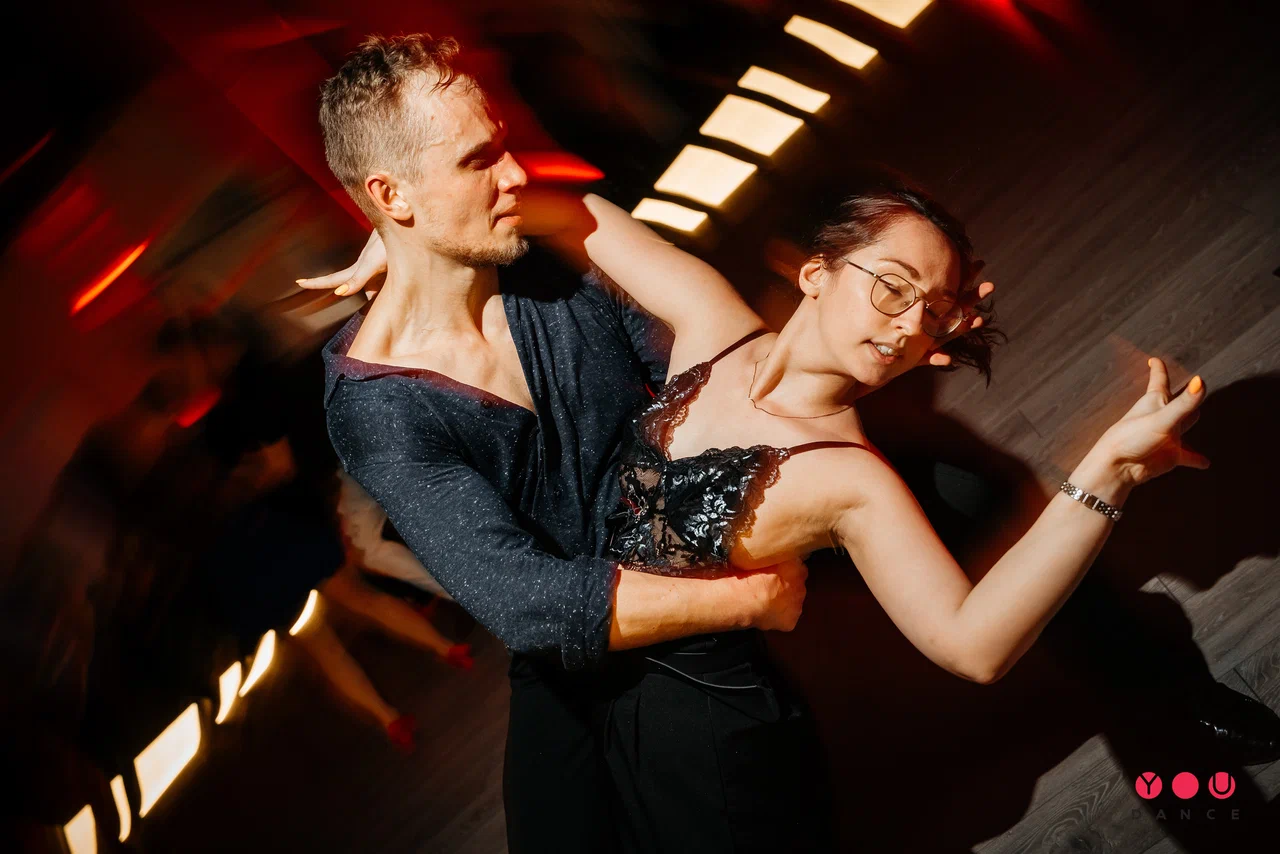 YOUDANCE