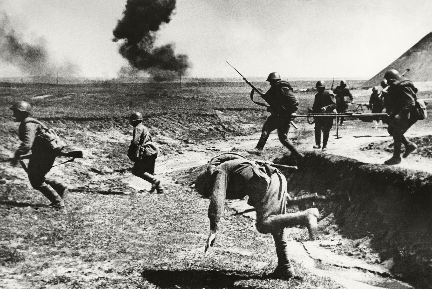 Нападение на поле. Освобождение Таманского полуострова 1943. Бои в Великую отечественную войну 1941.