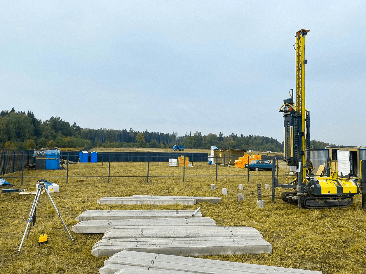 Строительство на участках жильцов - фундаментные работы