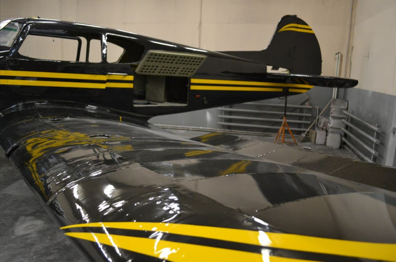 Ремонт поверхности и покраска самолета Як-18Т (Тешка)