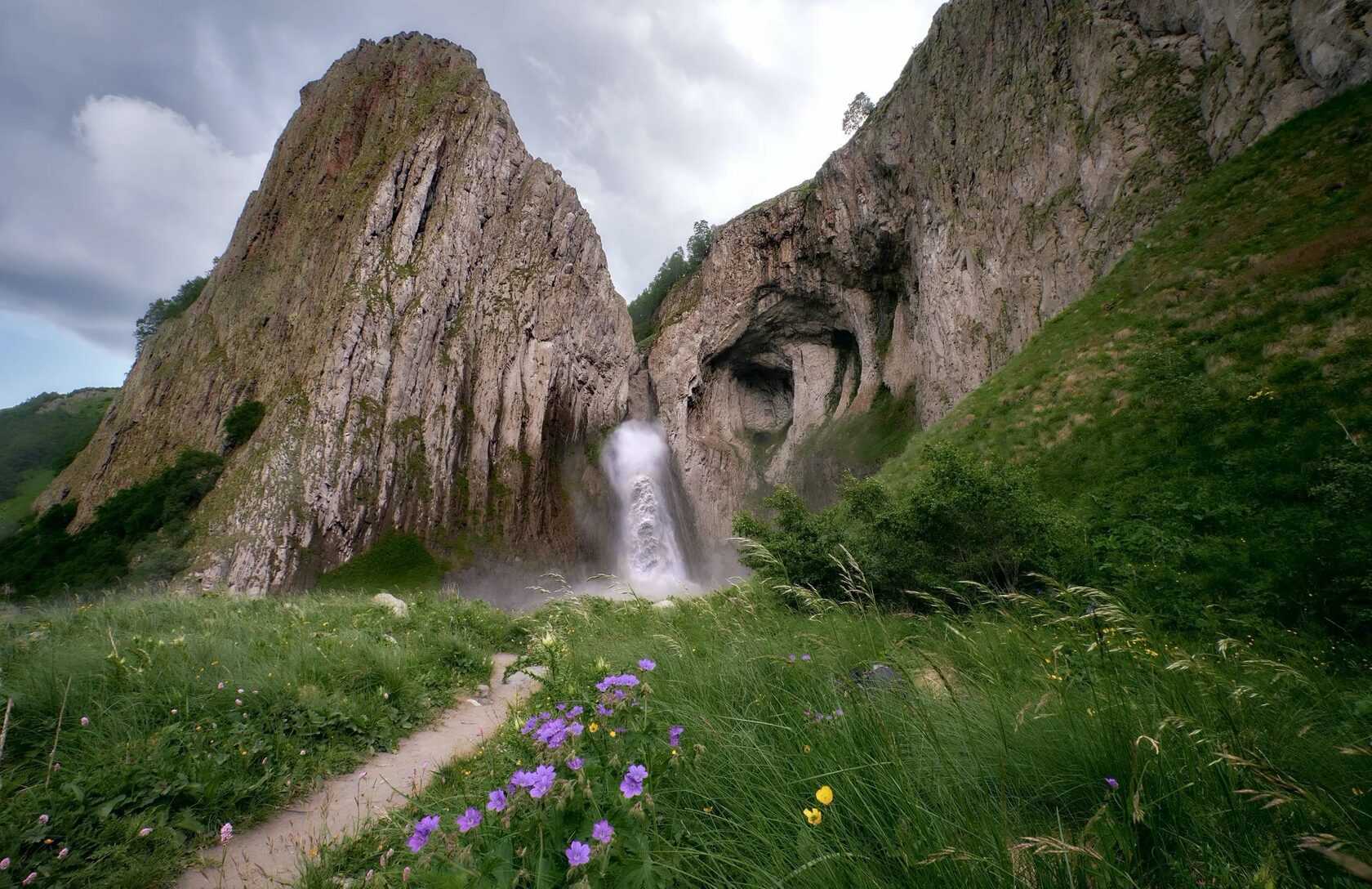 Водопад джилы су фото