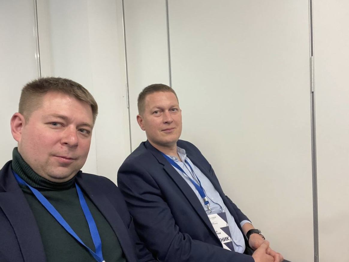 Специалисты отдела по реализации блоков «Stone Market» на международном форуме по камнеобработке