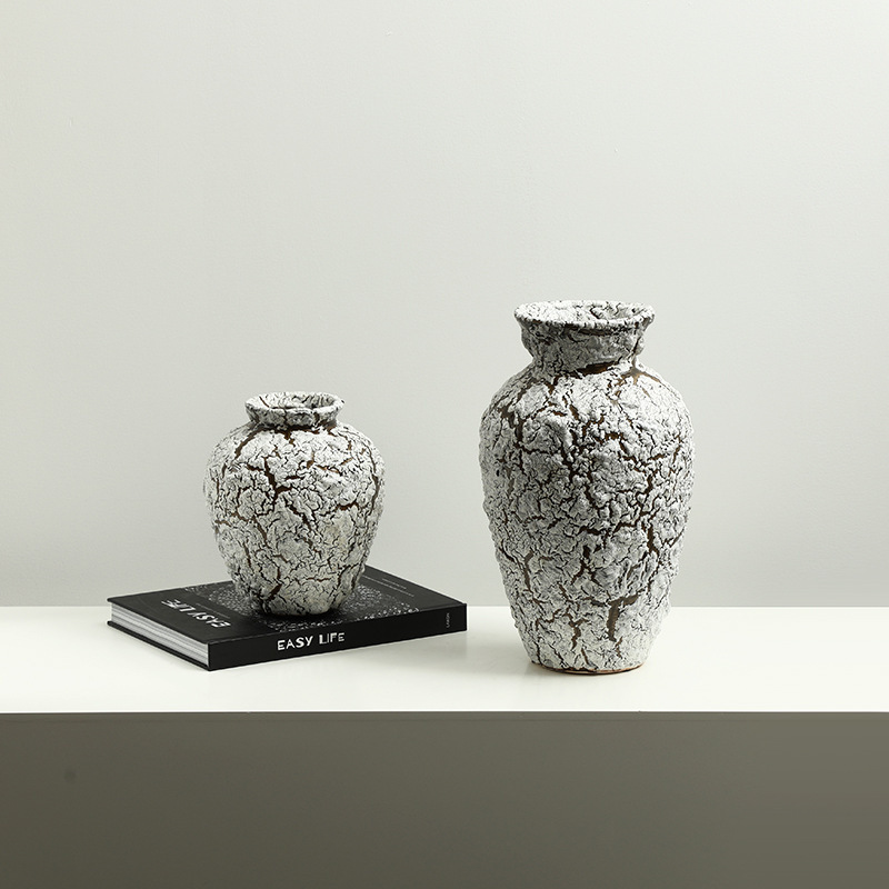 ваза декоративная из керамики