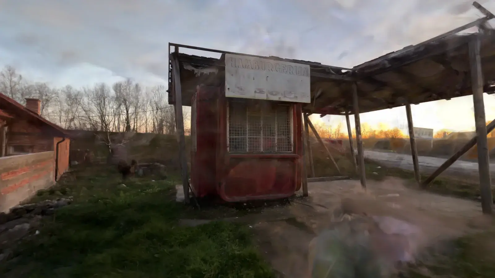 The real border location in evening conditions