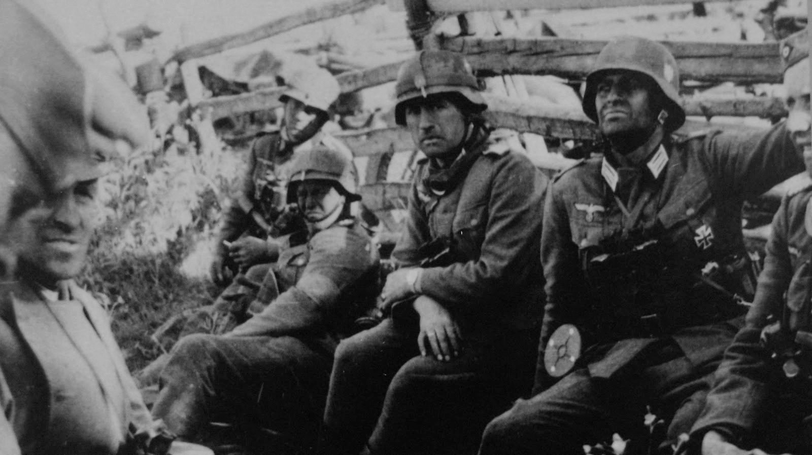 Начало нападения. Солдаты вермахта 22 июня 1941. Советские солдаты 22 июня 1941. Германский солдат 1941.