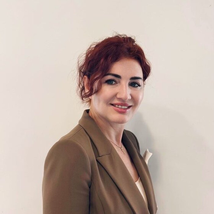 Елена Казарина