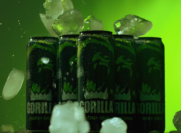 Кадр бренд-ролика Gorilla: банки продукта и лёд