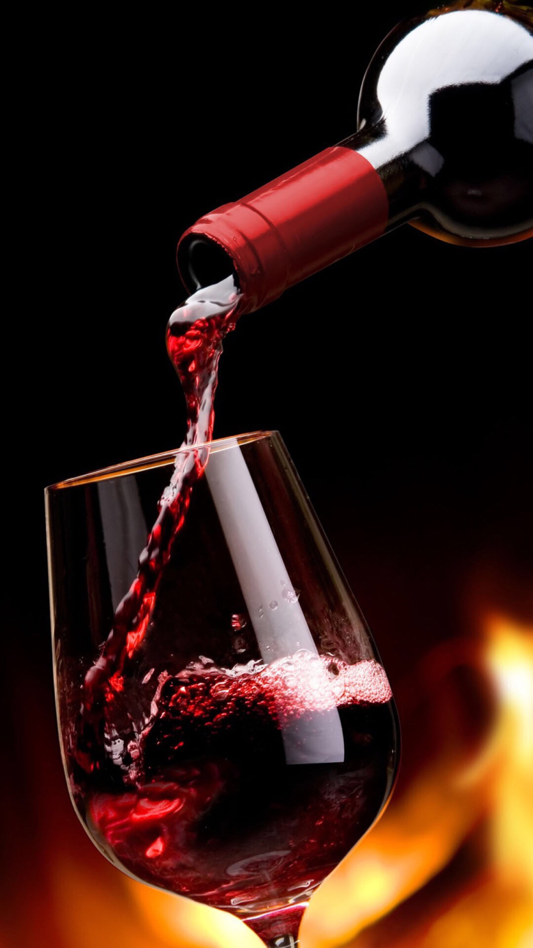 Налейте красного вина