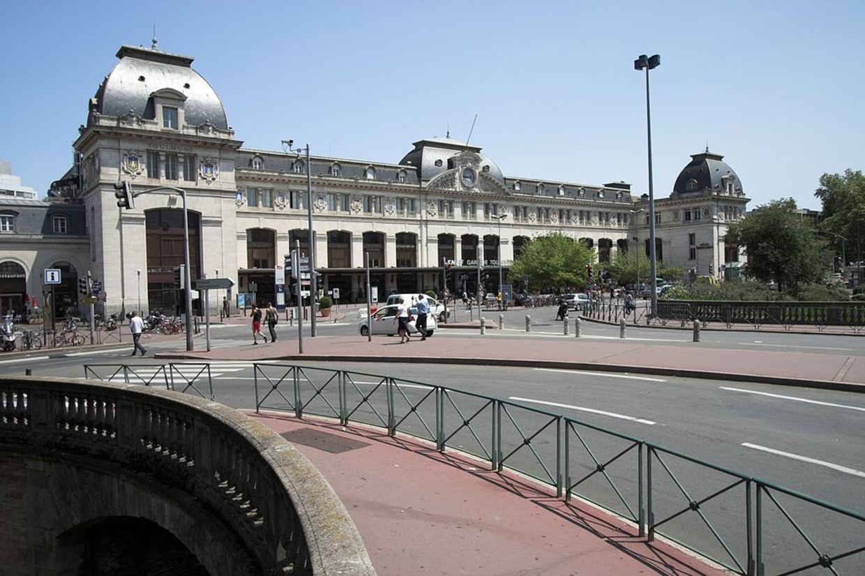 железнодорожный вокзал в Тулузе