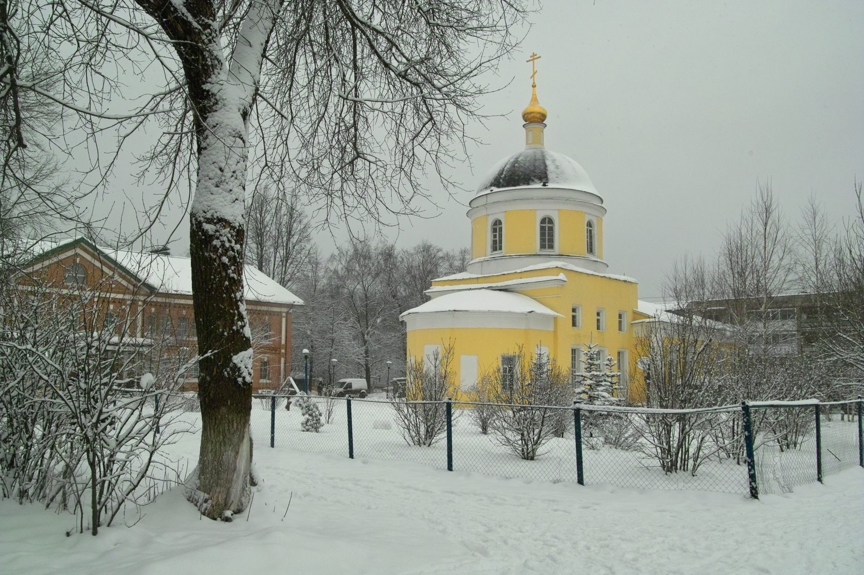 Назарьево одинцовского. Храм в Назарьево Одинцовского района. Троицкая Церковь Назарьево. Назарьево (посёлок, Одинцовский район). Усадьба Назарьево Одинцовский.